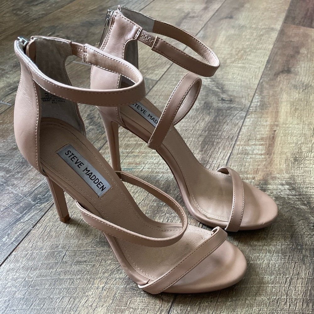 Steve Madden women’s size 7.5 nude open toe stilettos